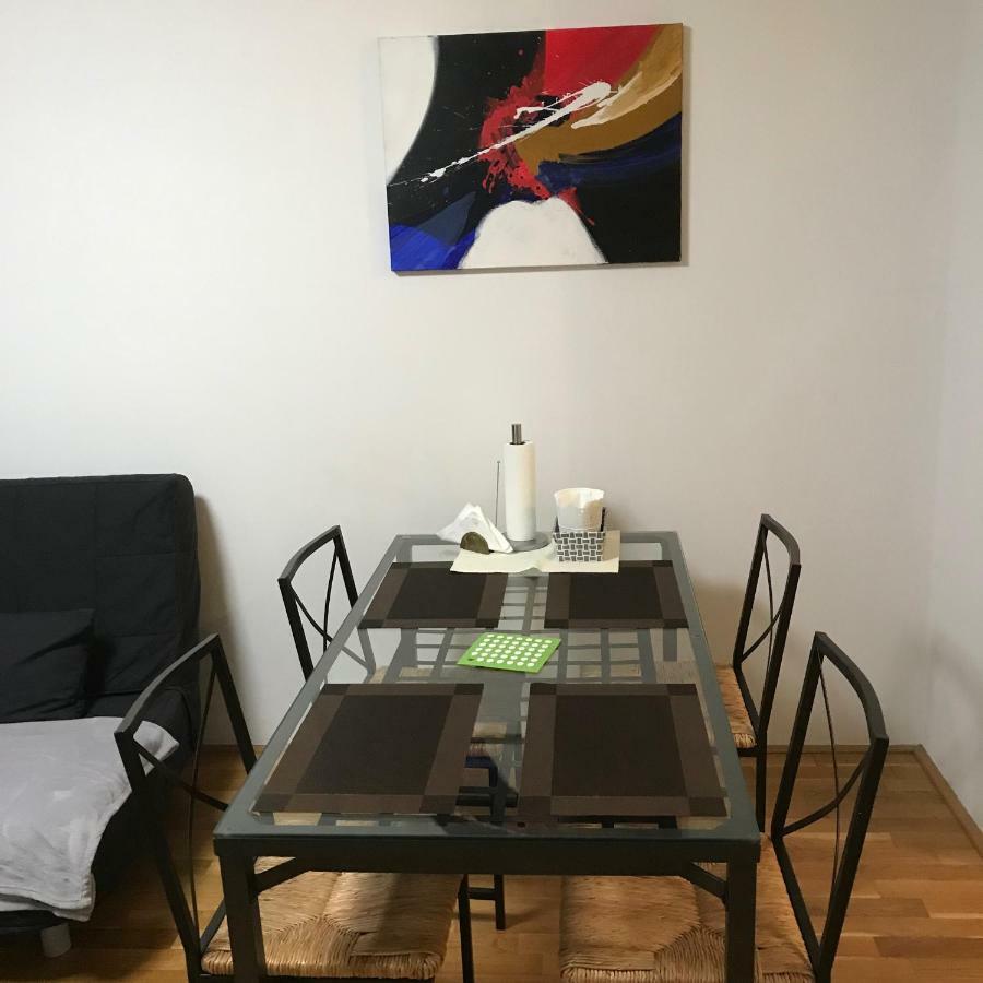 Lg Lovely Apartment Stockerau Zewnętrze zdjęcie